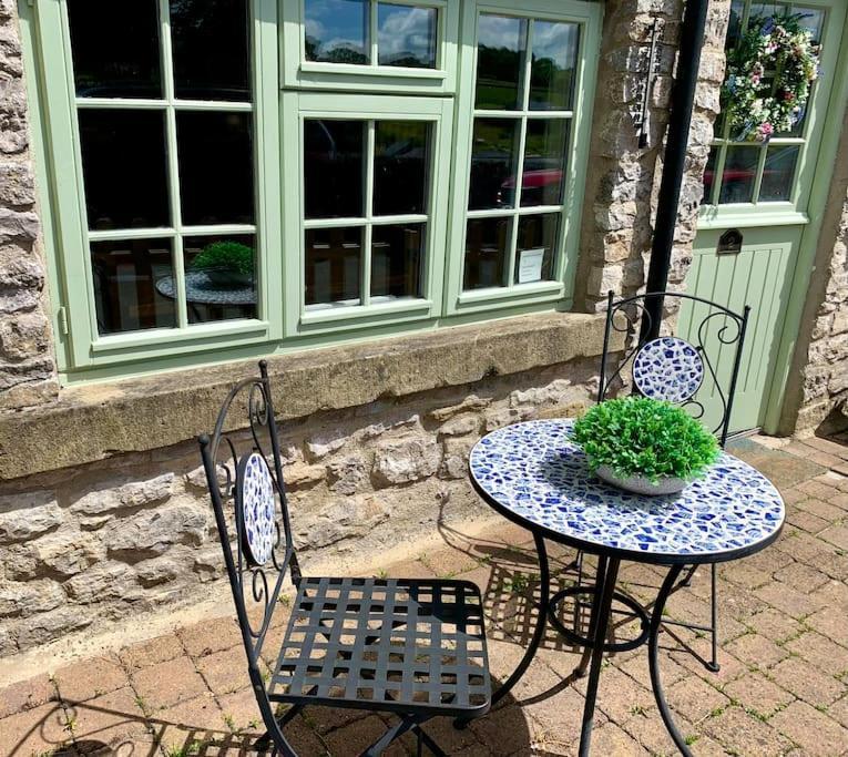 Gorgeous Cozy Cottage With A Heritage Feel, Walks, Pubs & Wood Burner ไทดส์เวลล์ ภายนอก รูปภาพ